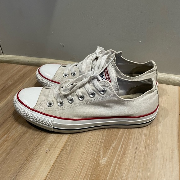 Converse White low tops women’s 8 - Picture 5 of 8